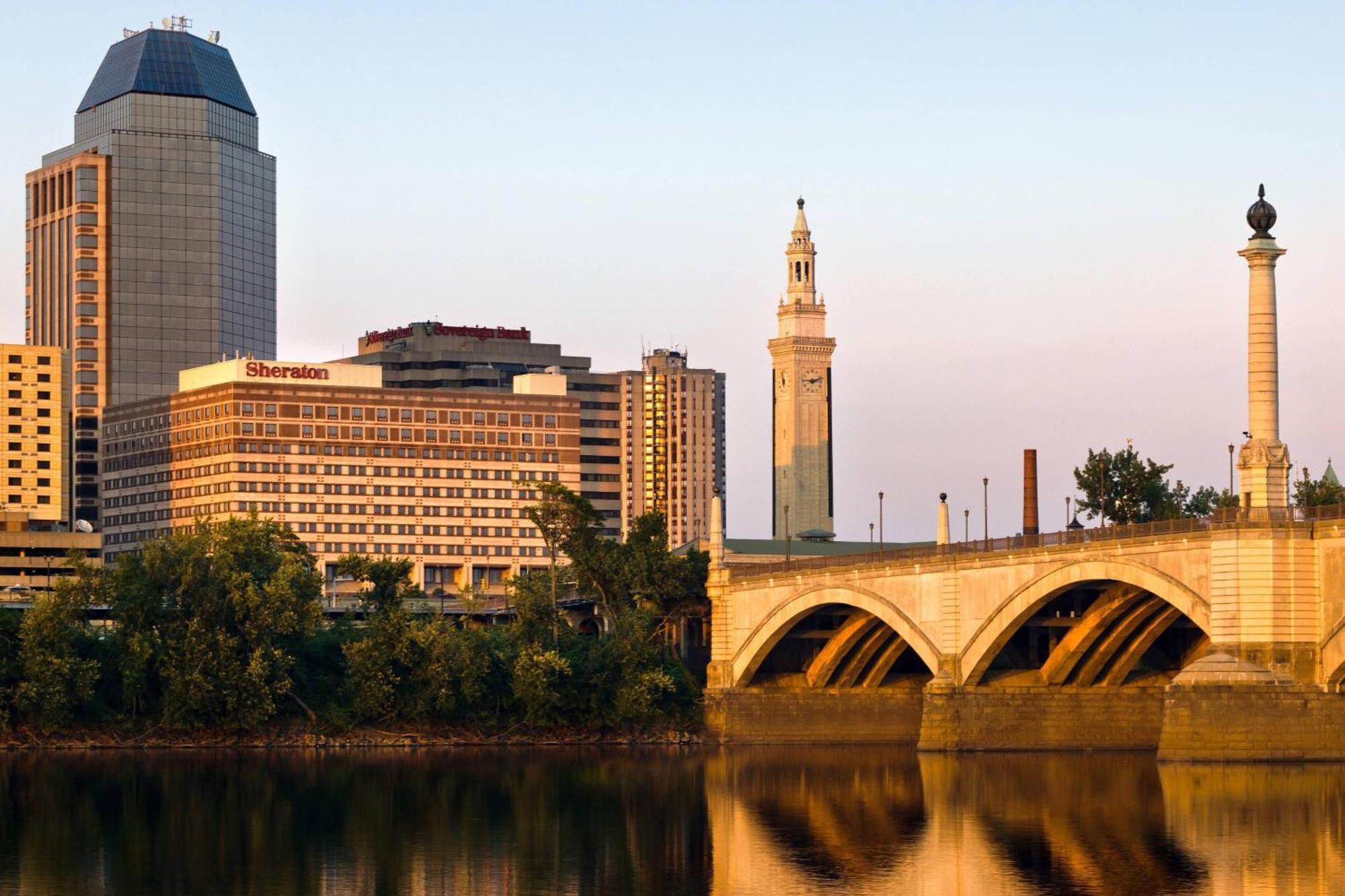 Sheraton Springfield Monarch Place Hotel Экстерьер фото